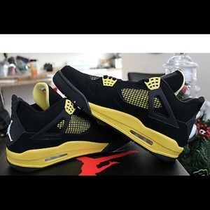 Brand new Air Jordan thunder retro 4